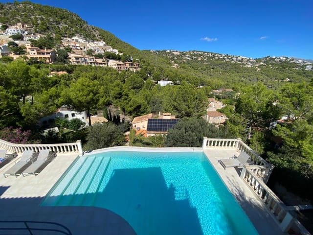 4 soveværelse Villa til leje i Puerto de Andratx, Andratx - € 10.000 (Ref: 8685552)