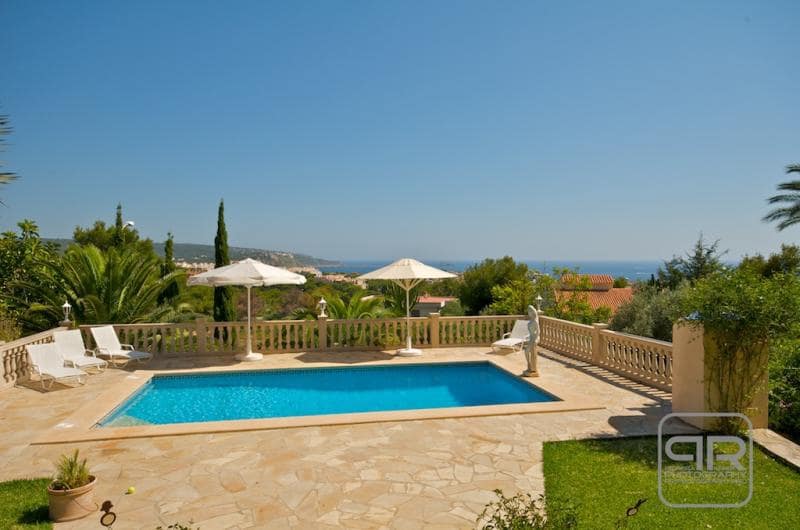 4 Zimmer Villa zu vermieten in Santa Ponsa - 6.800 € (Ref: 9626651)