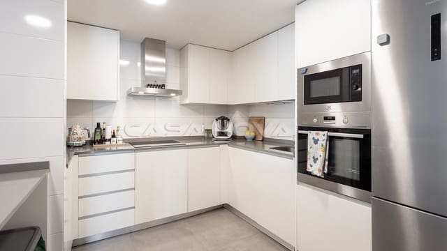 4 camera da letto Appartamento in vendita in Santa Ponsa, Calvià con piscina garage - 1.085.000 € (Rif: 10024858)