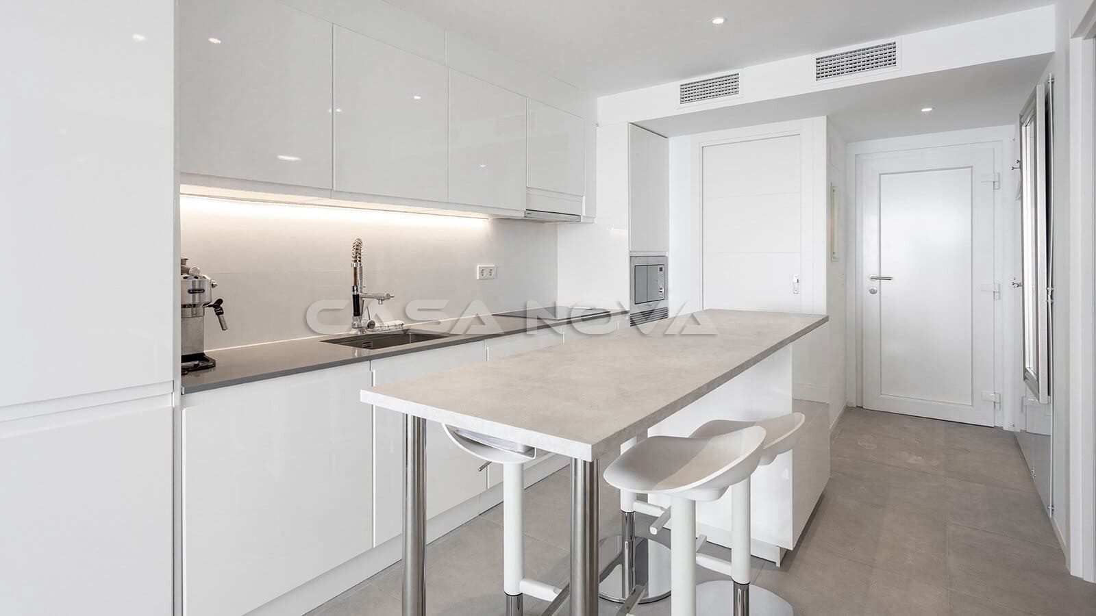 2 sypialnia Apartament na sprzedaż w El Toro / Port Adriano - 500 000 € (Ref: 10062814)