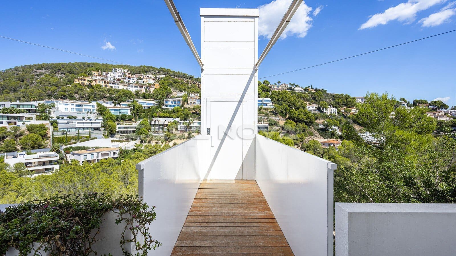 3 soveværelse Villa til salg i Costa d'en Blanes med swimmingpool - € 2.450.000 (Ref: 10104355)