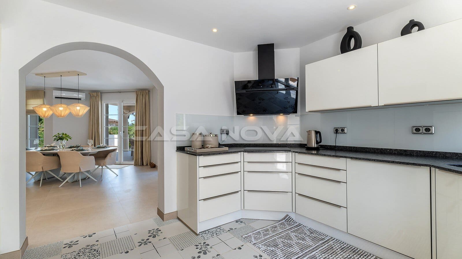 4 Zimmer Villa zu verkaufen in Santa Ponsa mit Pool Garage - 3.300.000 € (Ref: 10140447)