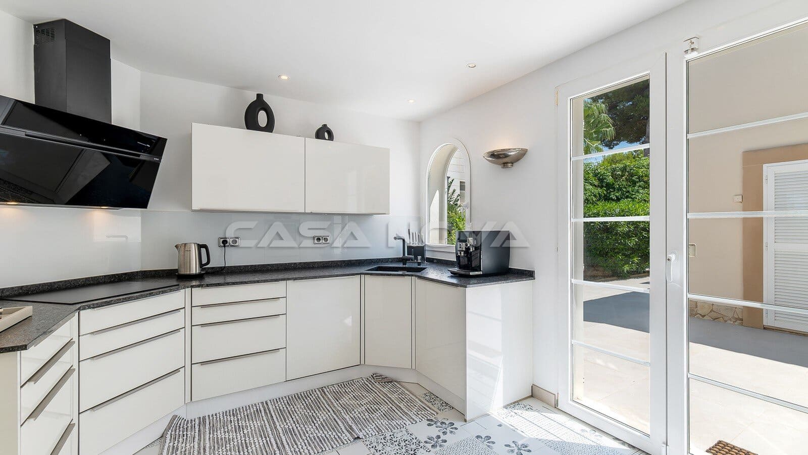 4 Zimmer Villa zu verkaufen in Santa Ponsa mit Pool Garage - 3.300.000 € (Ref: 10140447)