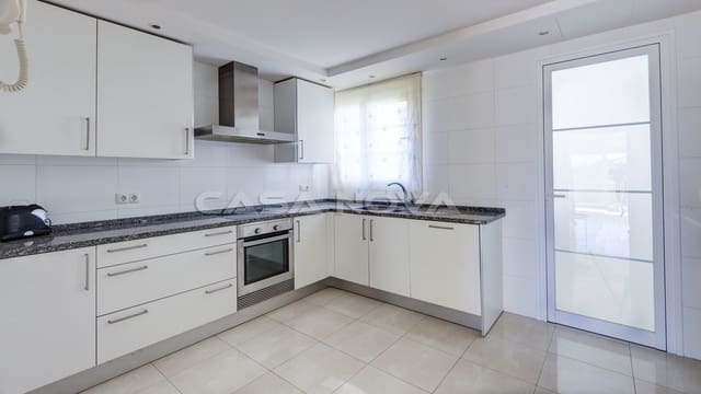 4 makuuhuone Kattohuoneisto myytävänä paikassa Calvià Pueblo, Calvià mukana uima-altaan 
autotalli - 895 000 € (Ref: 10147978)