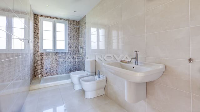 4 makuuhuone Kattohuoneisto myytävänä paikassa Calvià Pueblo, Calvià mukana uima-altaan 
autotalli - 895 000 € (Ref: 10147978)