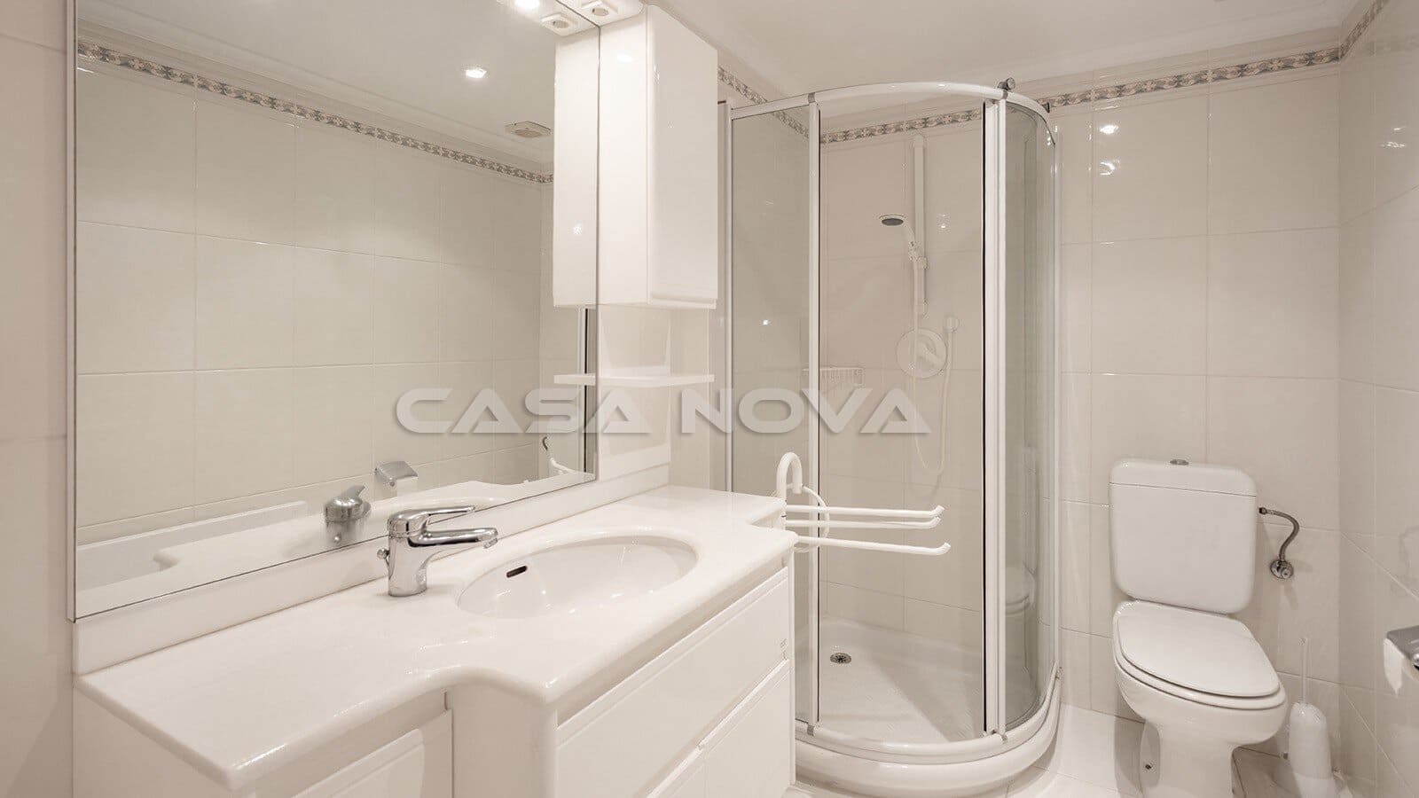 Apartamento de 3 habitaciones en Santa Ponsa en venta con piscina garaje - 1.695.000 € (Ref: 10165783)