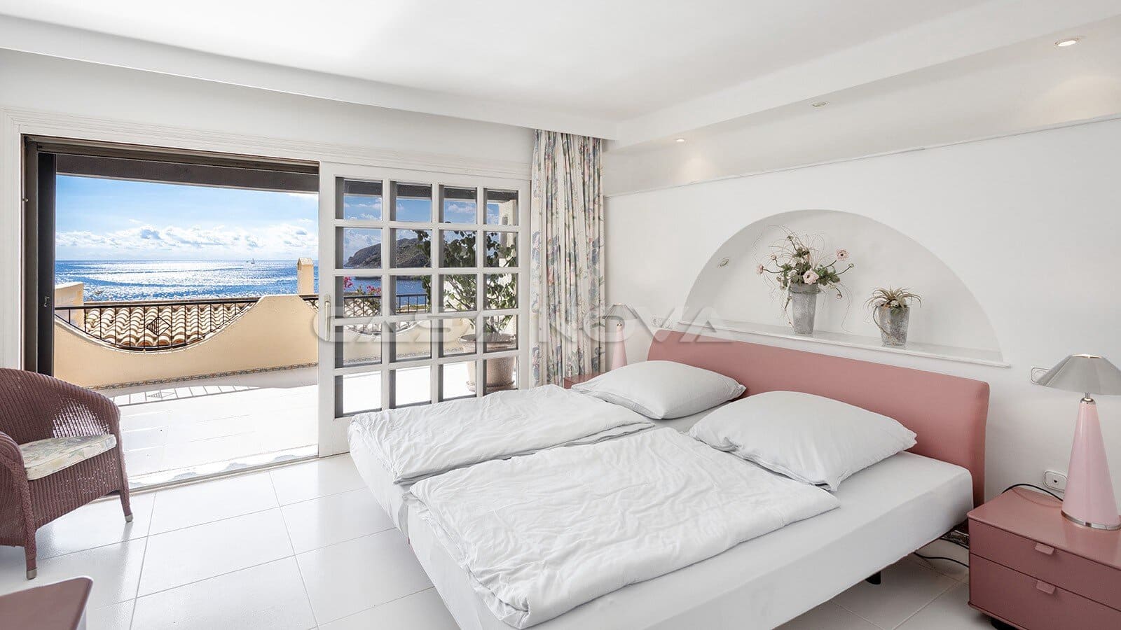 Apartamento de 3 habitaciones en Santa Ponsa en venta con piscina garaje - 1.695.000 € (Ref: 10165783)