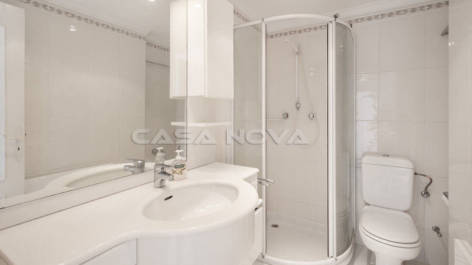 Apartamento de 3 habitaciones en Santa Ponsa en venta con piscina garaje - 1.695.000 € (Ref: 10165783)