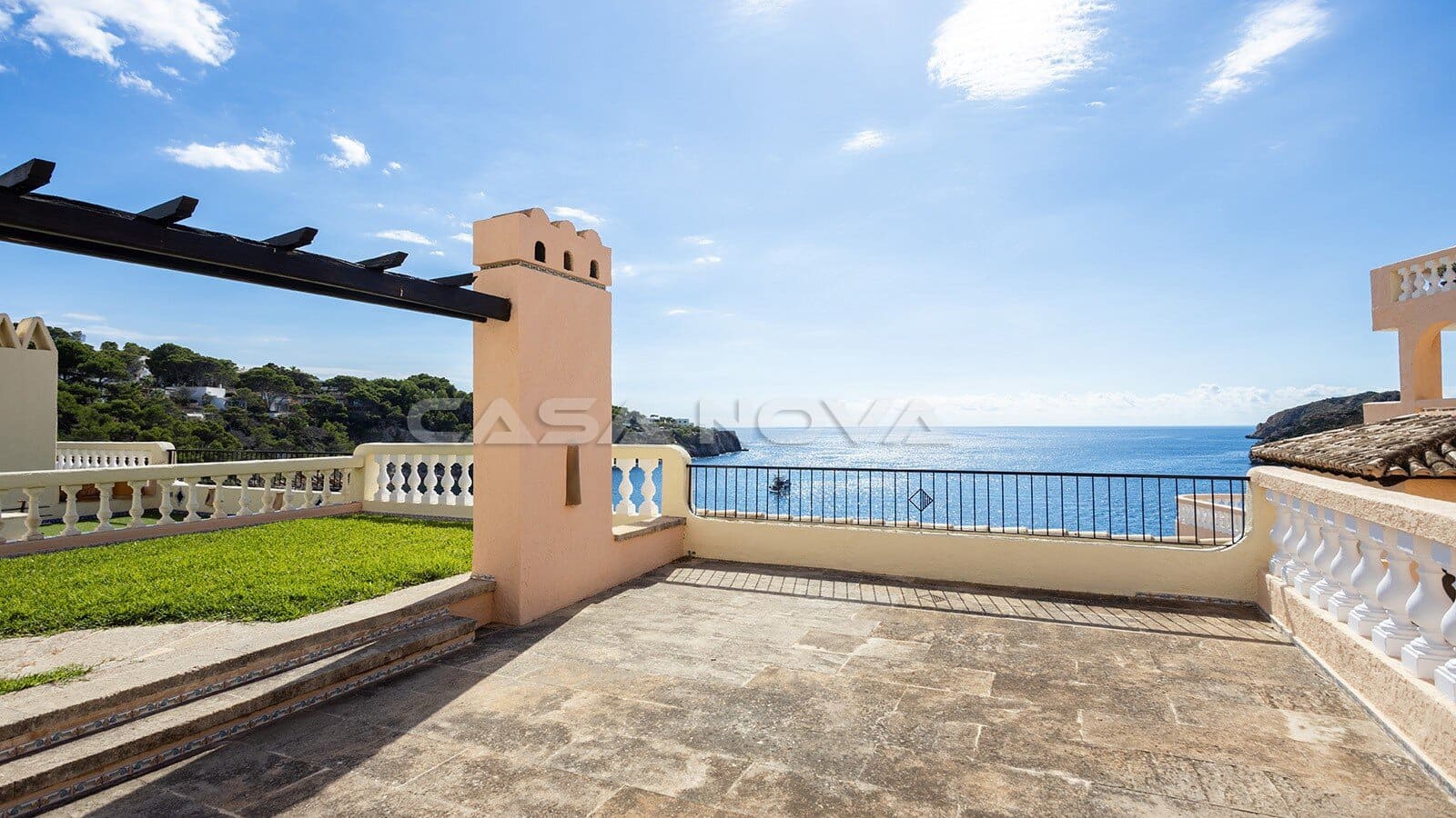 3 bedroom Penthouse for sale in Santa Ponsa with pool garage - € 1,550,000 (Ref: 10165784)