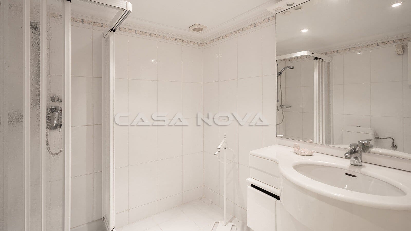 5 bedroom Apartment for sale in Santa Ponsa with pool garage - € 1,750,000 (Ref: 10165785)