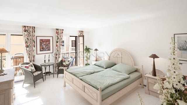 5 soveværelse Lejlighed til salg i Santa Ponsa, Calvià med swimmingpool garage - € 1.750.000 (Ref: 10165785)