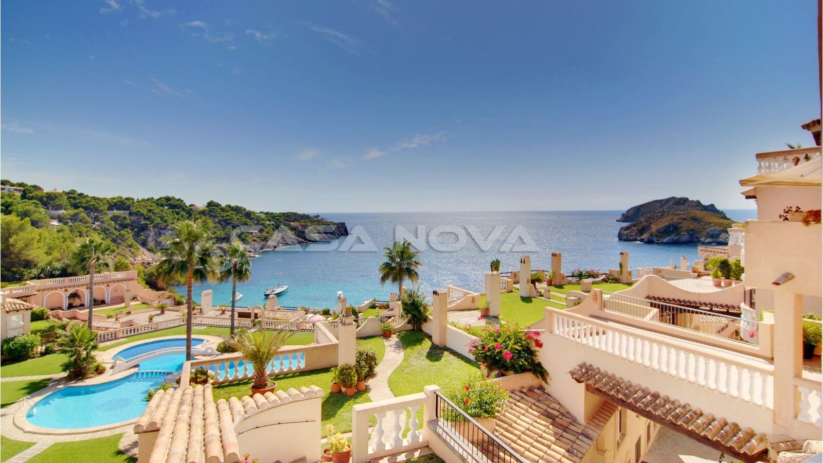 5 bedroom Apartment for sale in Santa Ponsa with pool garage - € 1,750,000 (Ref: 10165785)