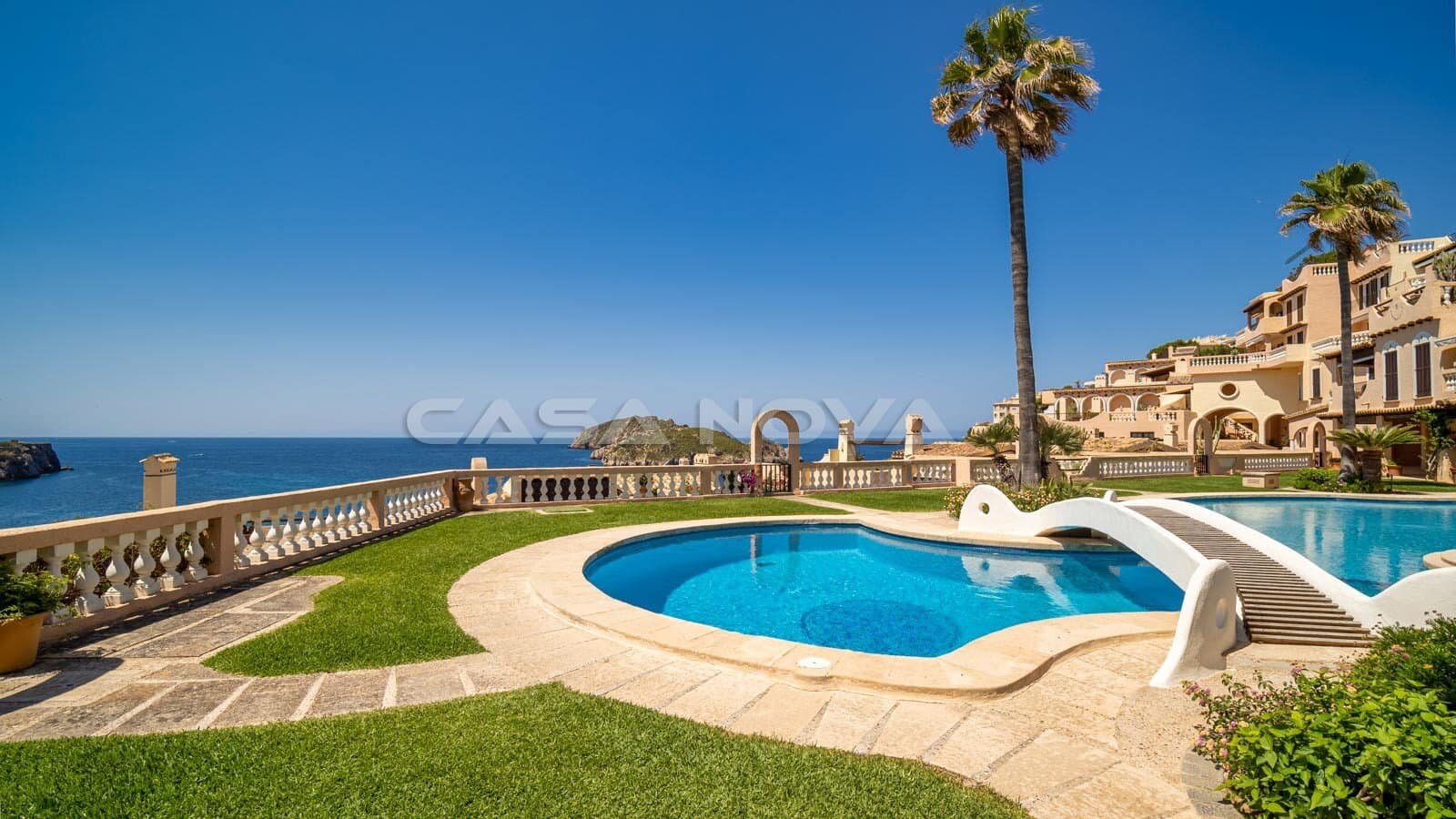 5 bedroom Apartment for sale in Santa Ponsa with pool garage - € 1,750,000 (Ref: 10165785)