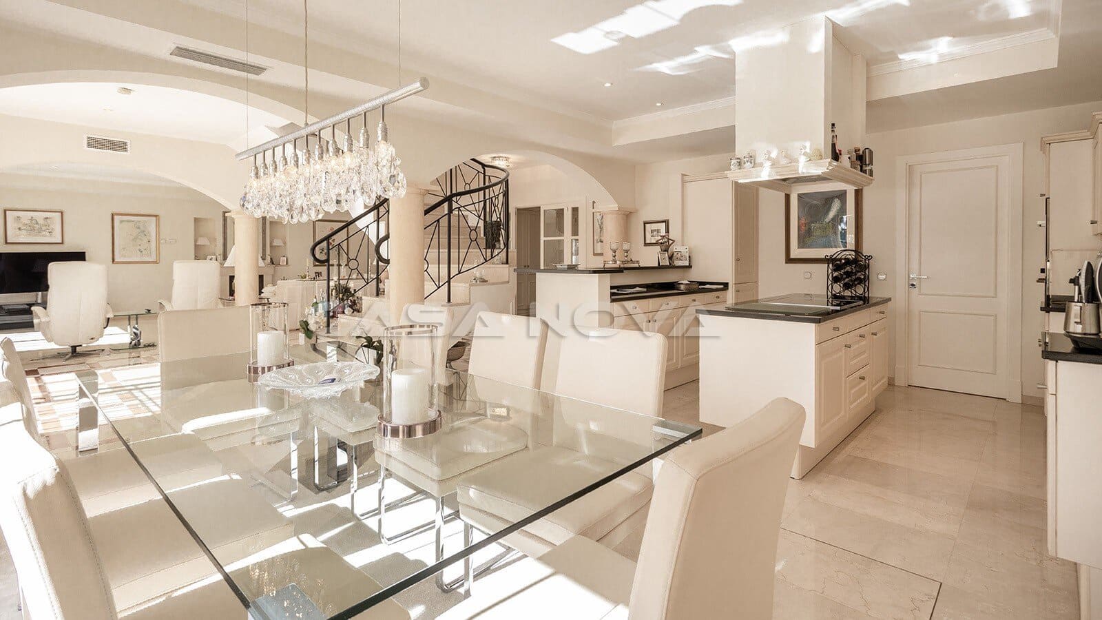 3 slaapkamer Villa te koop in Santa Ponsa met zwembad garage - € 2.995.000 (Ref: 10172816)
