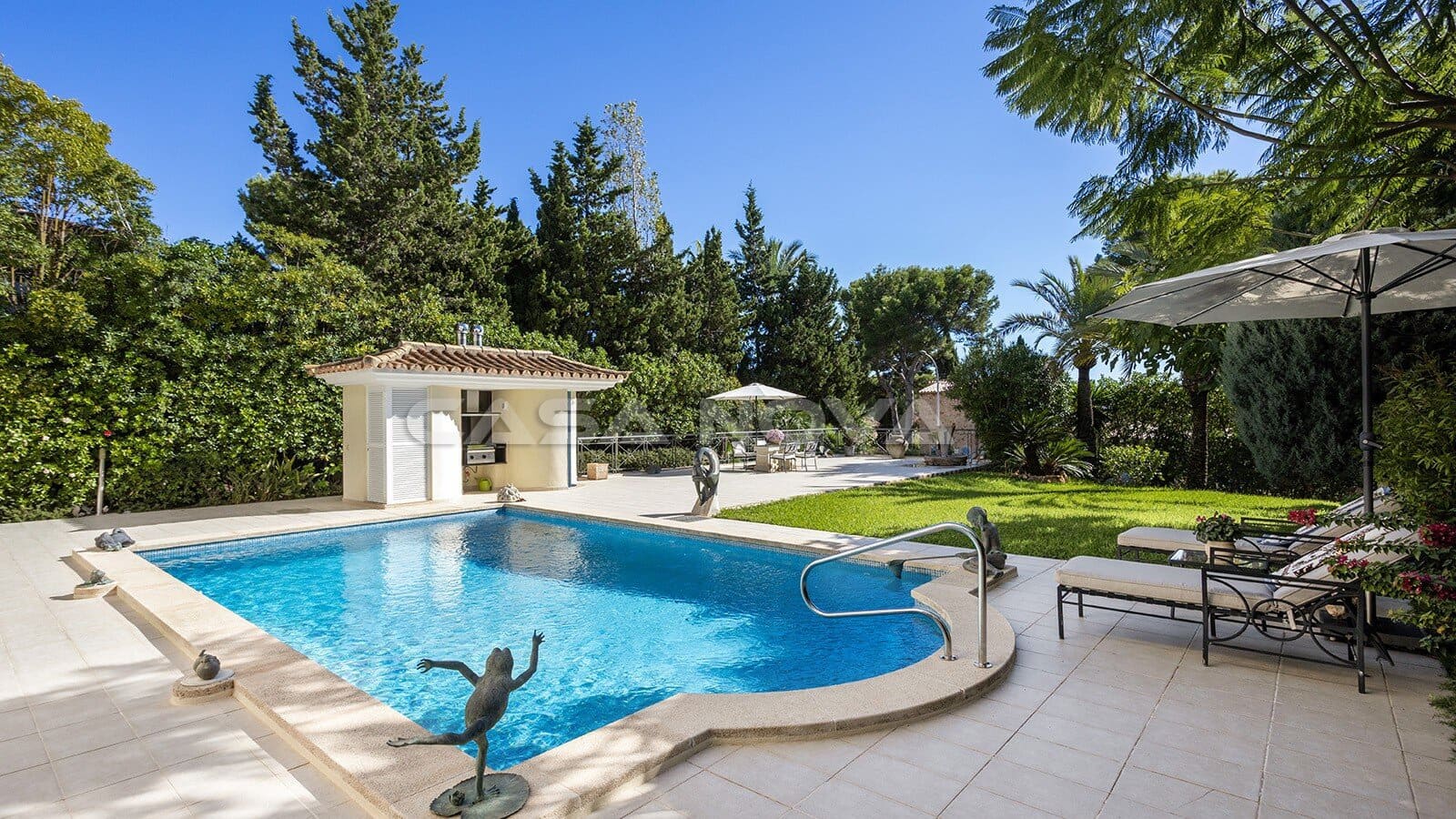 3 slaapkamer Villa te koop in Santa Ponsa met zwembad garage - € 2.995.000 (Ref: 10172816)