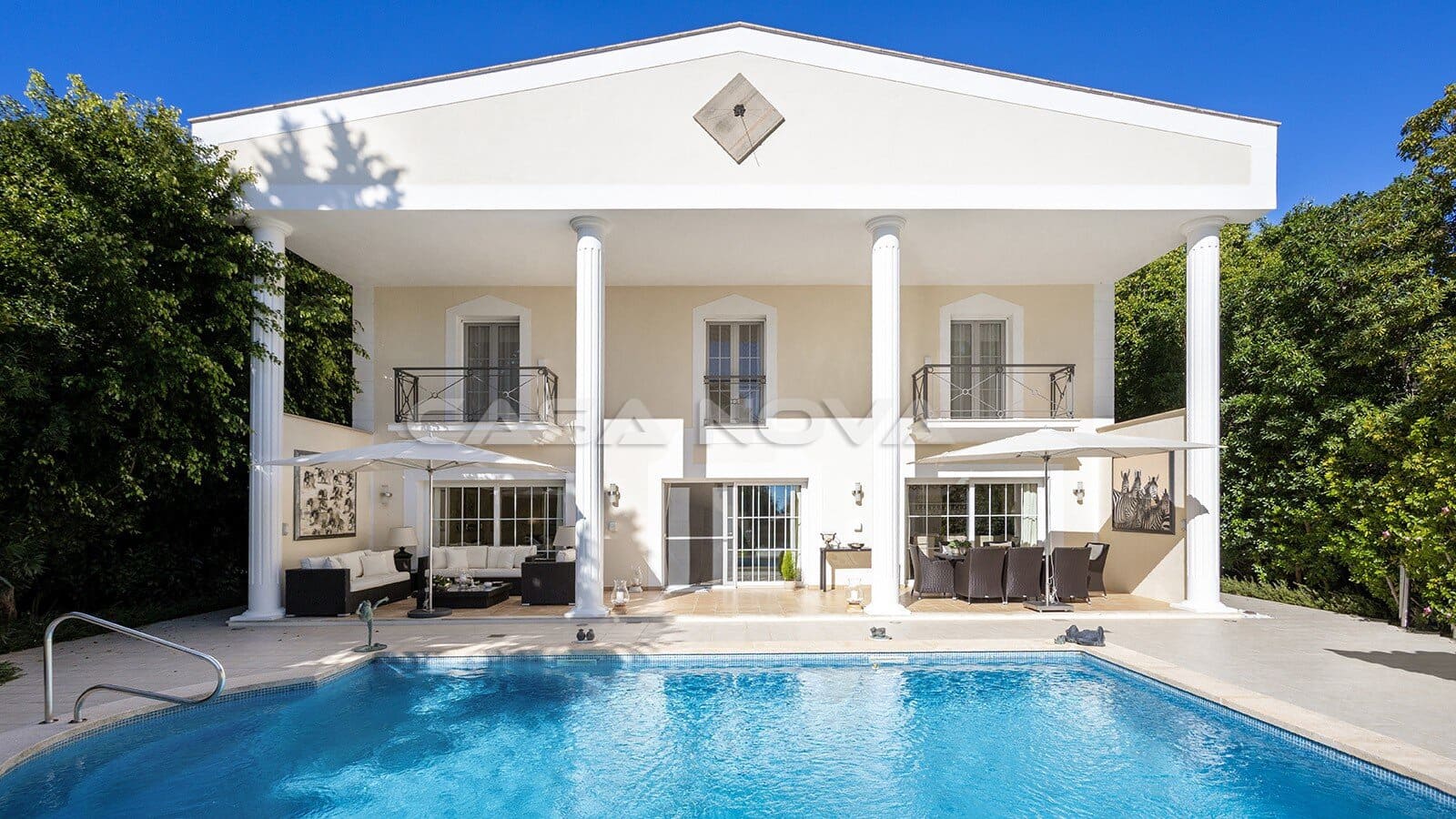 3 slaapkamer Villa te koop in Santa Ponsa met zwembad garage - € 2.995.000 (Ref: 10172816)