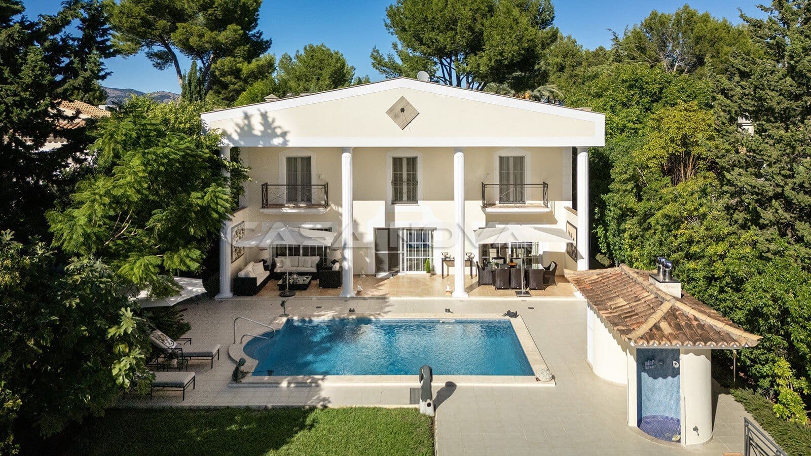 3 slaapkamer Villa te koop in Santa Ponsa met zwembad garage - € 2.995.000 (Ref: 10172816)