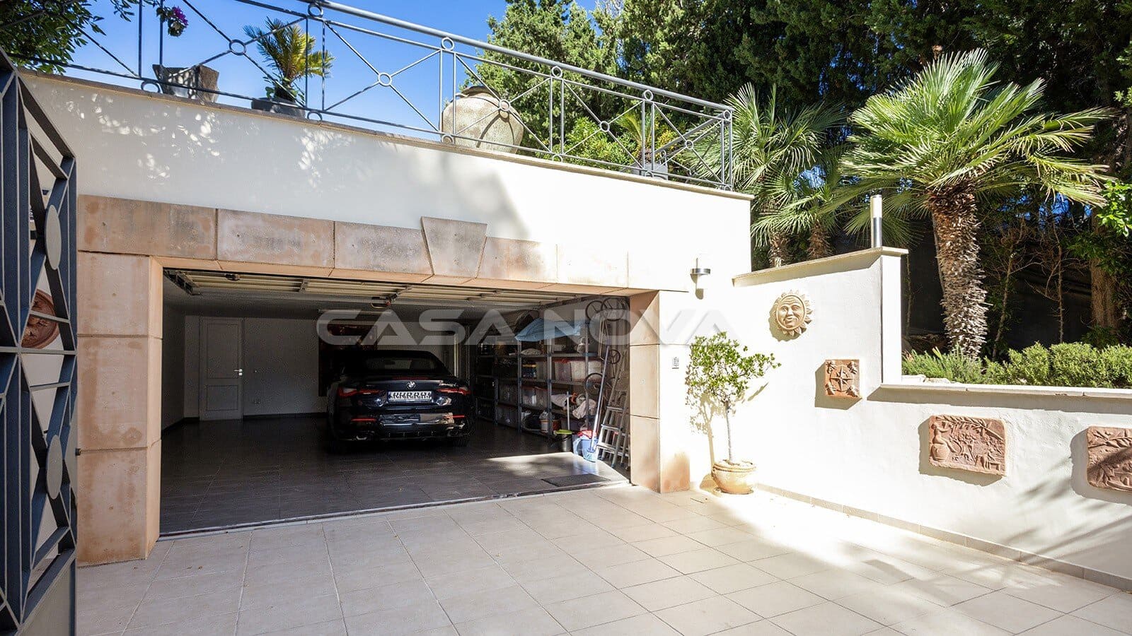 3 slaapkamer Villa te koop in Santa Ponsa met zwembad garage - € 2.995.000 (Ref: 10172816)