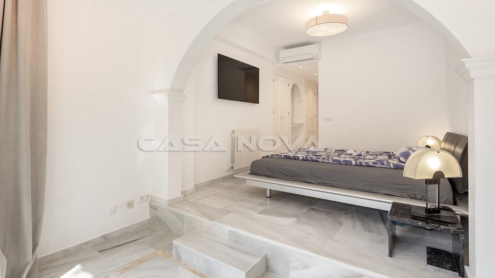 2 bedroom Apartment for sale in Santa Ponsa with pool garage - € 895,000 (Ref: 10179447)
