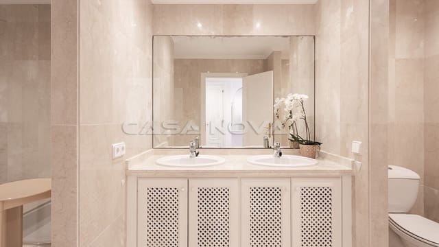 2 bedroom Apartment for sale in Santa Ponsa, Calvià with pool garage - € 895,000 (Ref: 10179447)