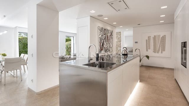 2 bedroom Apartment for sale in Portals Nous, Calvià with pool garage - € 2,300,000 (Ref: 10186175)