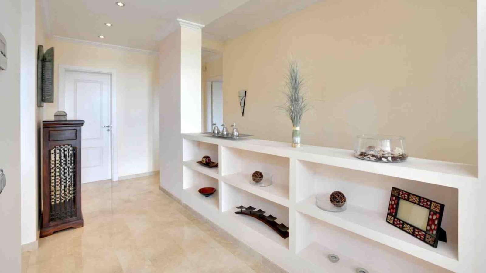 3 soveværelse Villa til salg i Costa de la Calma med swimmingpool garage - € 2.700.000 (Ref: 2107964)