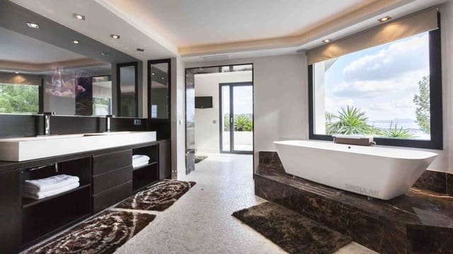 5 soverom Villa til salgs i Bendinat, Calvià med svømmebasseng garasje - € 5 950 000 (Ref: 2194400)