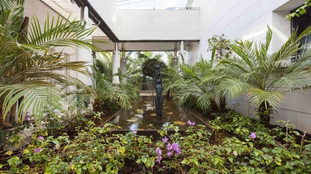 5 soverom Villa til salgs i Bendinat, Calvià med svømmebasseng garasje - € 5 950 000 (Ref: 2194400)