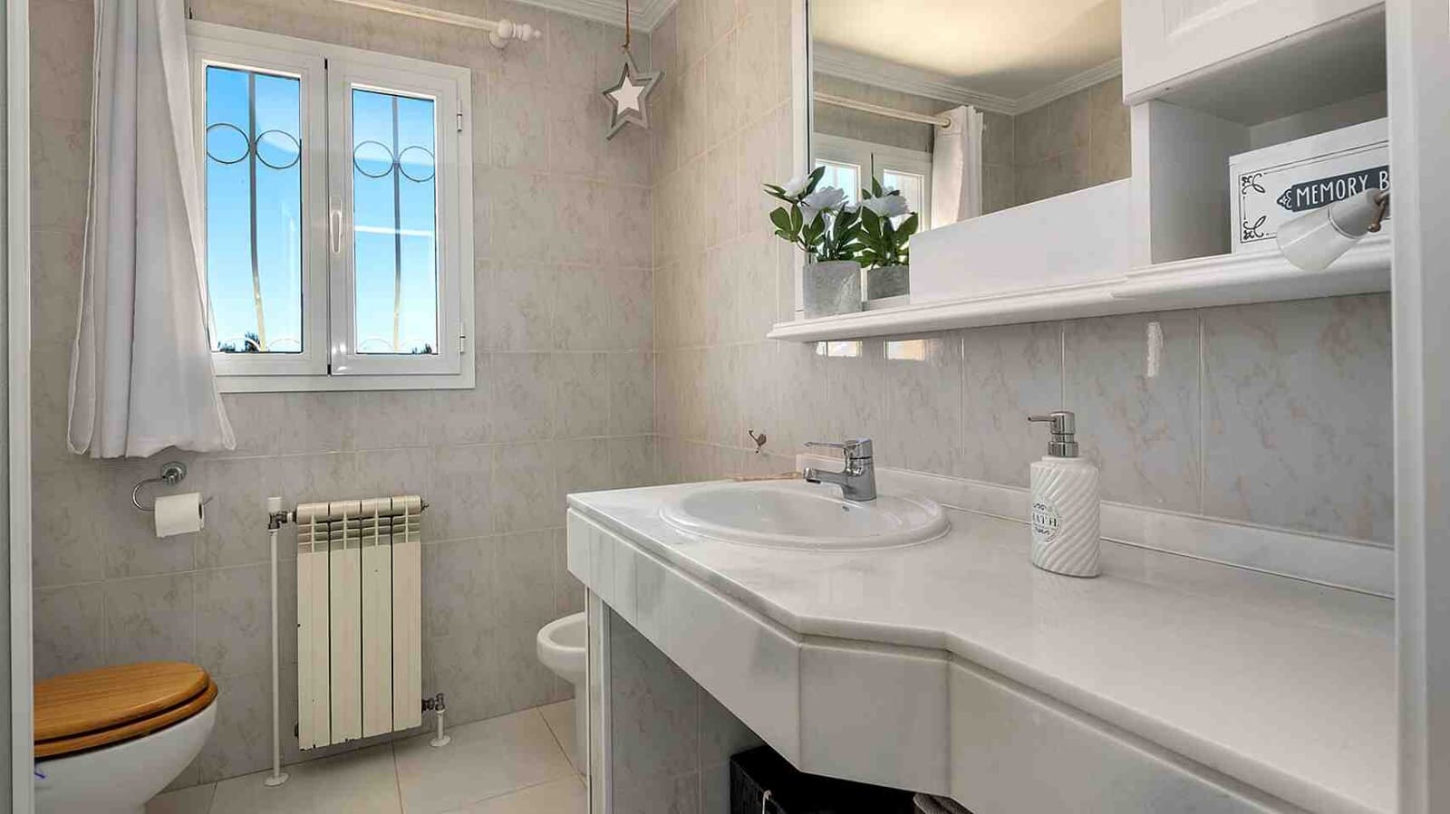 5 slaapkamer Villa te koop in Costa de la Calma met zwembad garage - € 1.595.000 (Ref: 2796669)