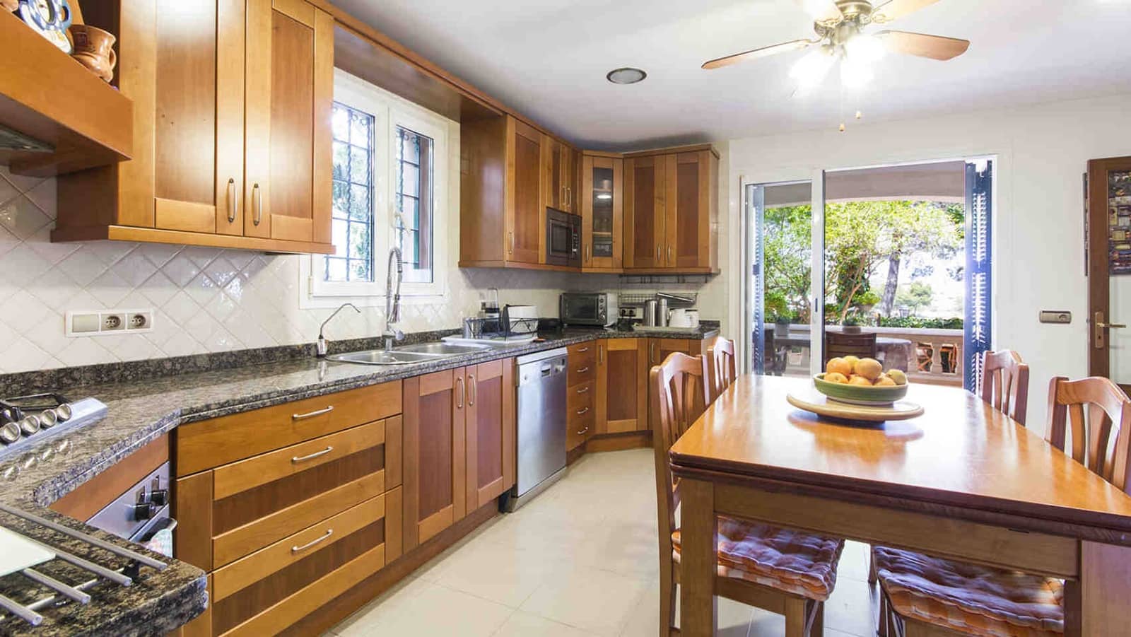 8 soverom Villa til salgs i Cas Catala med svømmebasseng - € 4 500 000 (Ref: 3154007)