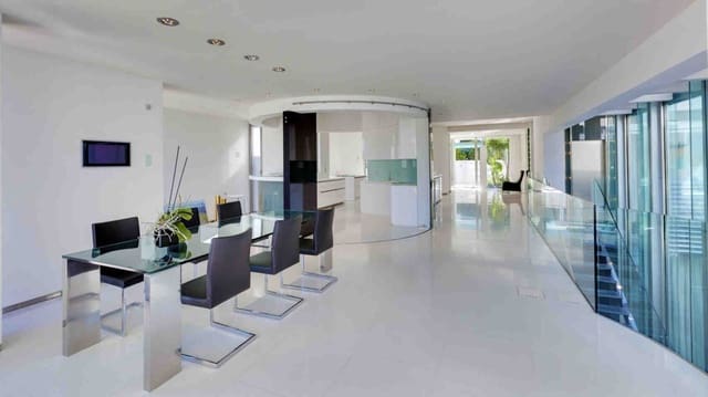 6 slaapkamer Villa te koop in Sol de Mallorca, Calvià met zwembad garage - € 13.950.000 (Ref: 3528471)