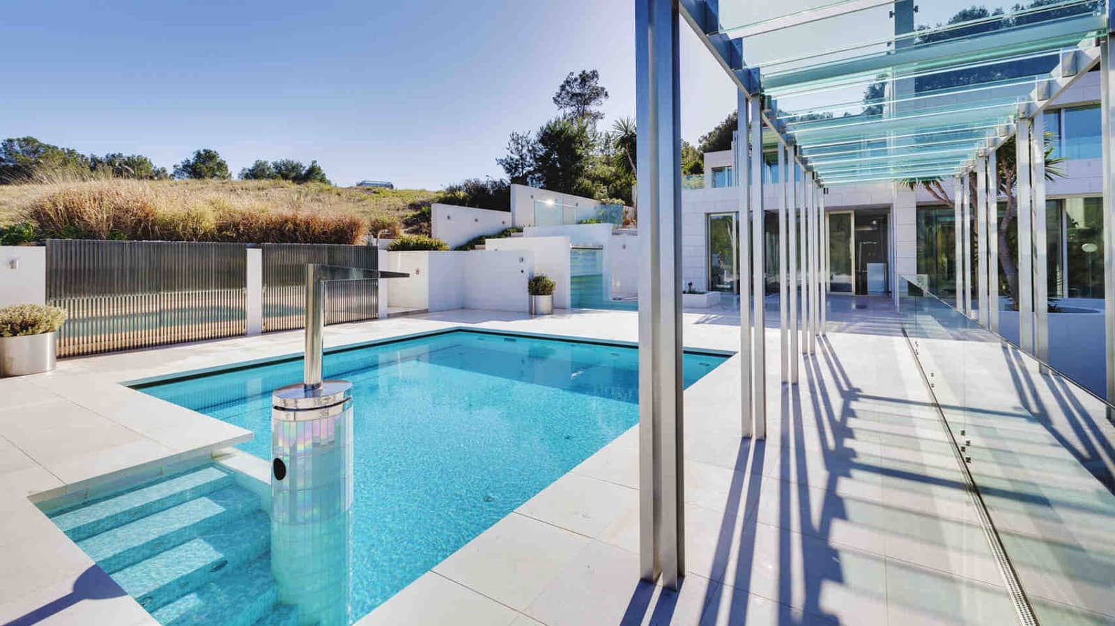 6 slaapkamer Villa te koop in Sol de Mallorca met zwembad garage - € 13.950.000 (Ref: 3528471)