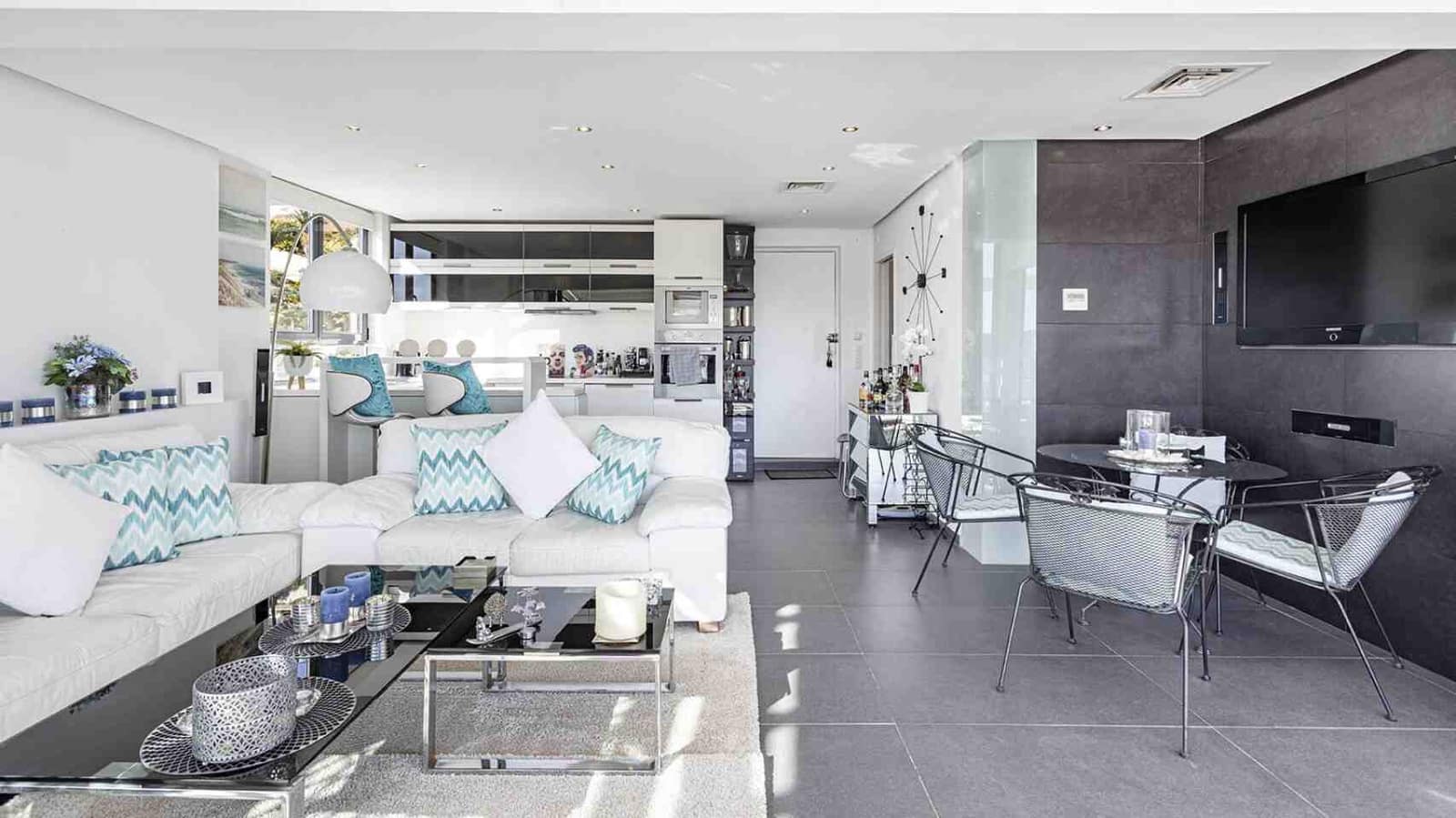 2 soveværelse Penthouse til salg i Santa Ponsa med swimmingpool - € 695.000 (Ref: 3557381)