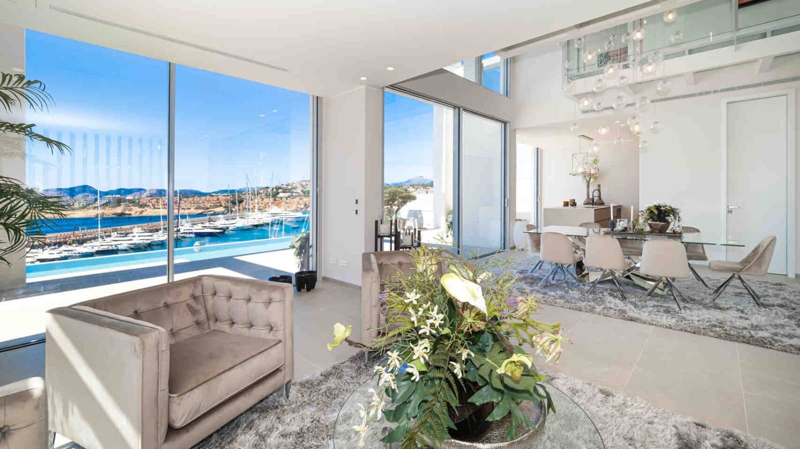 4 slaapkamer Villa te koop in El Toro / Port Adriano met zwembad - € 9.850.000 (Ref: 4679680)