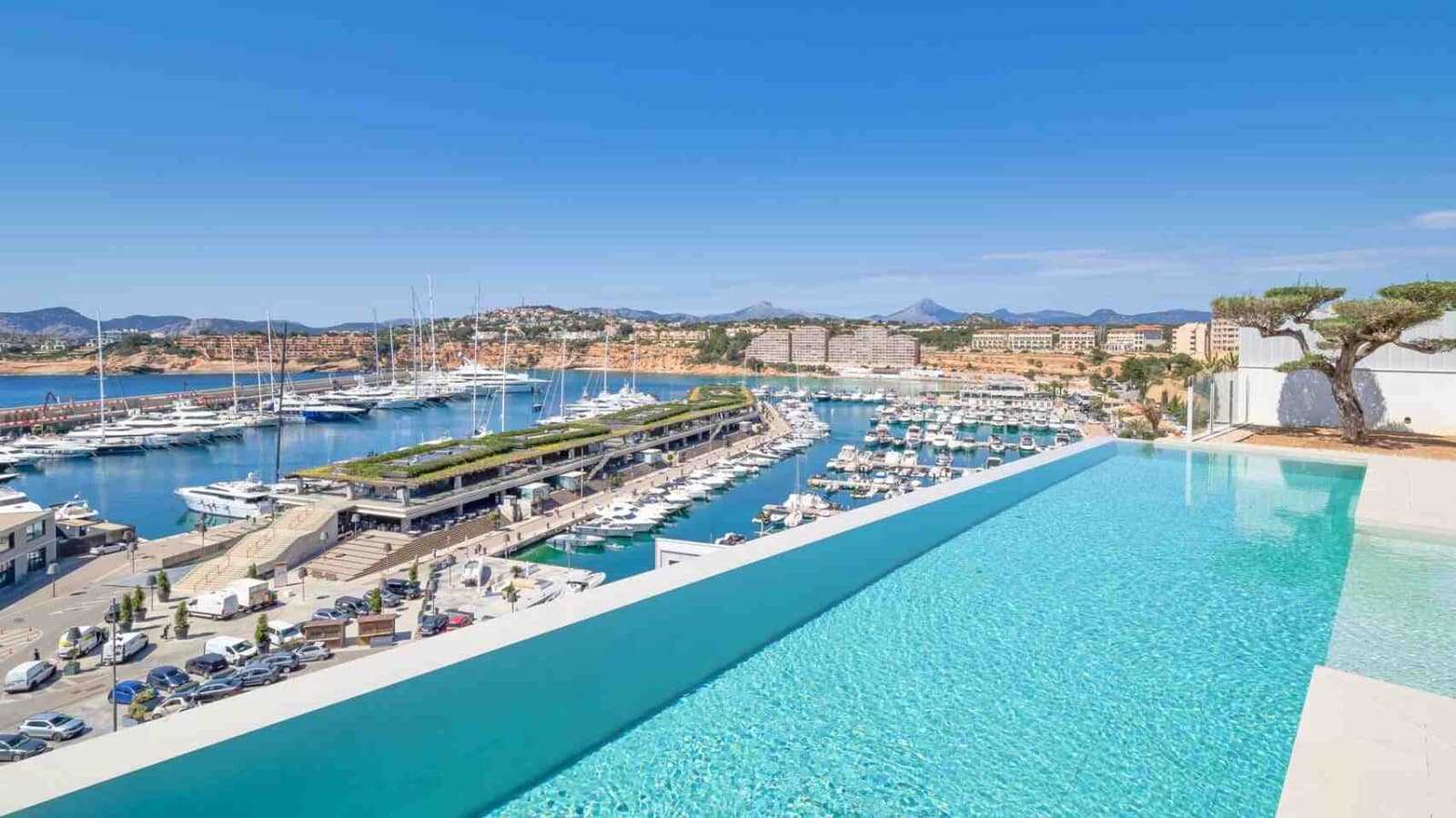 4 slaapkamer Villa te koop in El Toro / Port Adriano met zwembad - € 9.850.000 (Ref: 4679680)