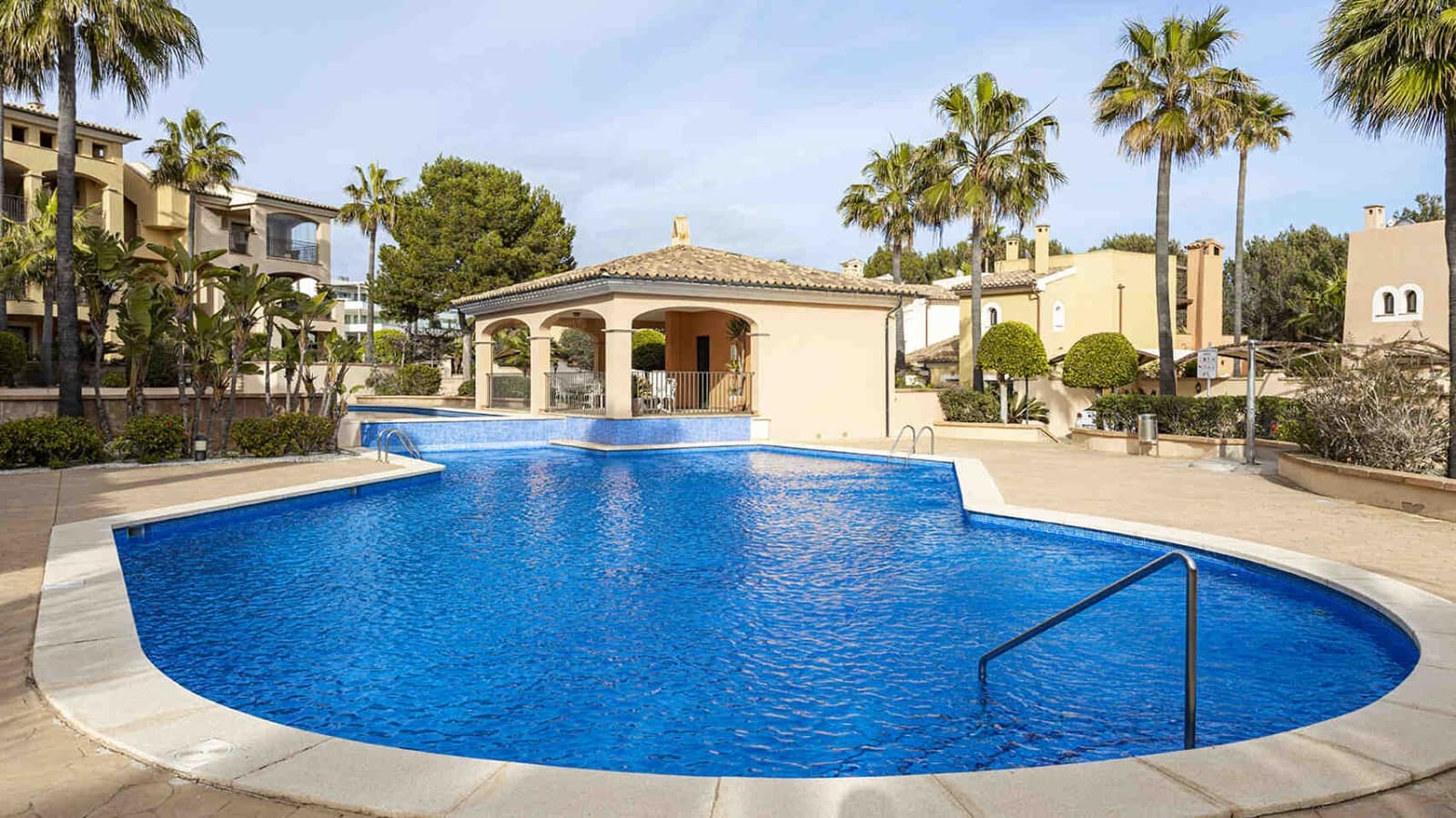 3 bedroom Villa for sale in Santa Ponsa with pool - € 1,250,000 (Ref: 5169501)