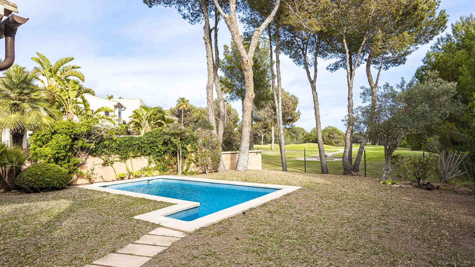 3 bedroom Villa for sale in Santa Ponsa with pool - € 1,250,000 (Ref: 5169501)