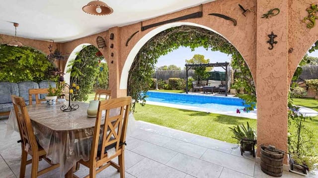 4 bedroom Villa for sale in El Toro / Port Adriano, Calvià with pool - € 1,650,000 (Ref: 5216657)