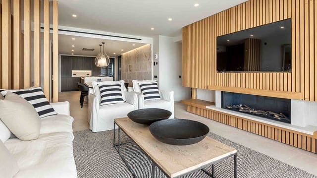 4 soveværelse Lejlighed til salg i Santa Ponsa, Calvià med swimmingpool - € 1.765.800 (Ref: 5514063)