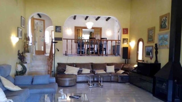 5 soverom Villa til salgs i Santa Ponsa, Calvià med svømmebasseng garasje - € 2 150 000 (Ref: 5630030)