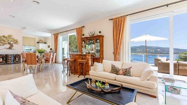 5 soveværelse Villa til salg i Torrenova, Calvià - € 8.200.000 (Ref: 6213060)