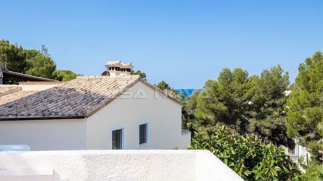 5 Zimmer Villa zu verkaufen in Costa de la Calma, Calvià mit Pool Garage - 1.400.000 € (Ref: 6337912)