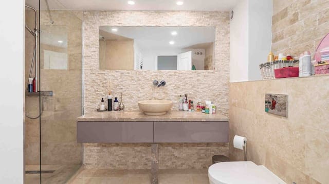 2 soveværelse Lejlighed til salg i Cala Vinyes / Cala Vinyas / Cala Viñas, Calvià - € 990.000 (Ref: 6709155)