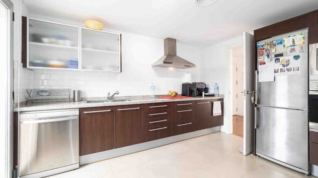 4 sypialnia Apartament na sprzedaż w Portals Nous, Calvià z basenem - 1 200 000 € (Ref: 6802896)