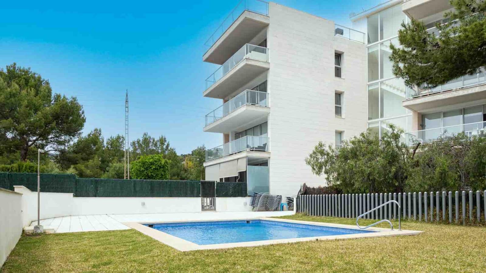 4 sypialnia Apartament na sprzedaż w Portals Nous z basenem - 1 200 000 € (Ref: 6802896)