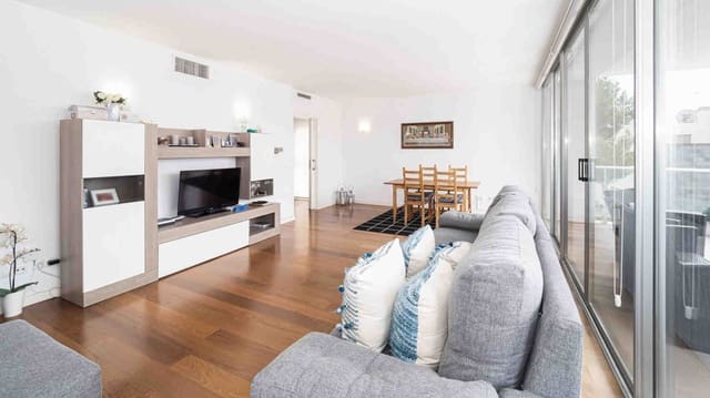 4 sypialnia Apartament na sprzedaż w Portals Nous, Calvià z basenem - 1 200 000 € (Ref: 6802896)