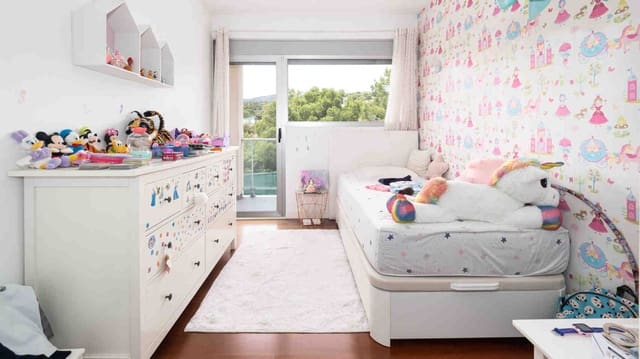 4 sypialnia Apartament na sprzedaż w Portals Nous, Calvià z basenem - 1 200 000 € (Ref: 6802896)