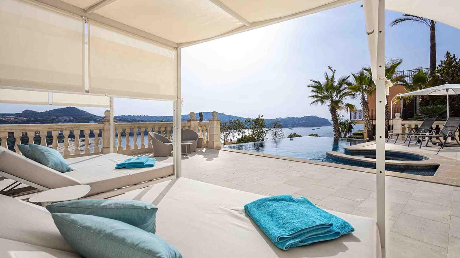 4 bedroom Villa for sale in Santa Ponsa with pool - € 3,700,000 (Ref: 7205250)