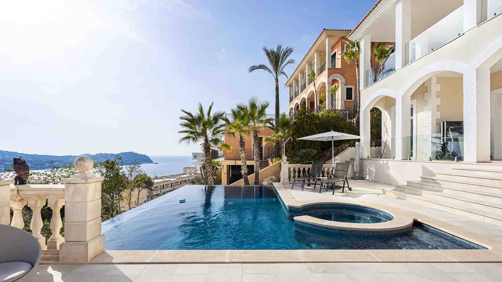 4 bedroom Villa for sale in Santa Ponsa with pool - € 3,700,000 (Ref: 7205250)