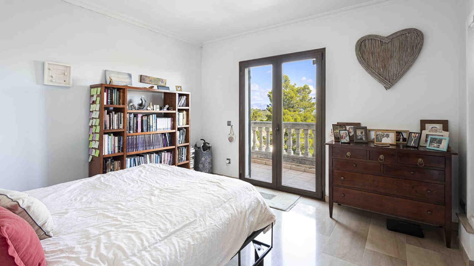 4 soveværelse Villa til salg i Genova med swimmingpool - € 1.100.000 (Ref: 7220672)